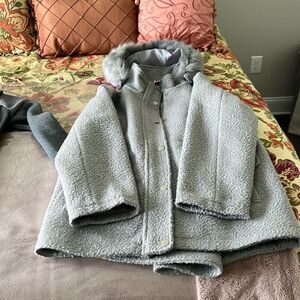 DETAILS large polyester coat